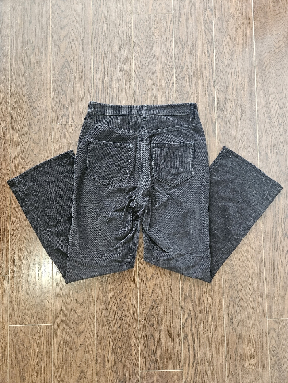 Aritzia Wilfred Free Black Corduroy Straight-Leg Pants Size 8 - Picture 5 of 7
